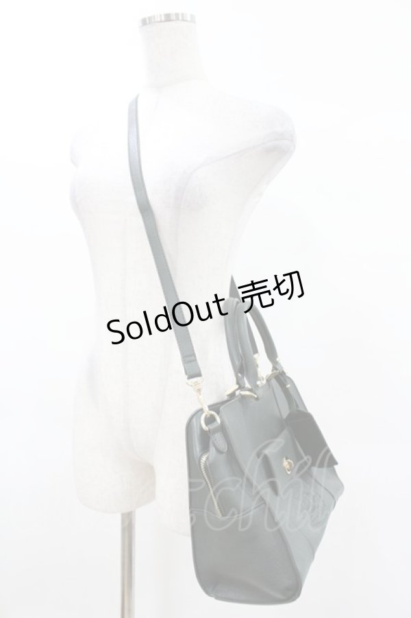 画像2: Maison de FLEUR Petite Robe canone / 列車に飛び乗るボストンバッグ  グリーン H-25-03-01-1015-EL-BG-NS-ZH (2)