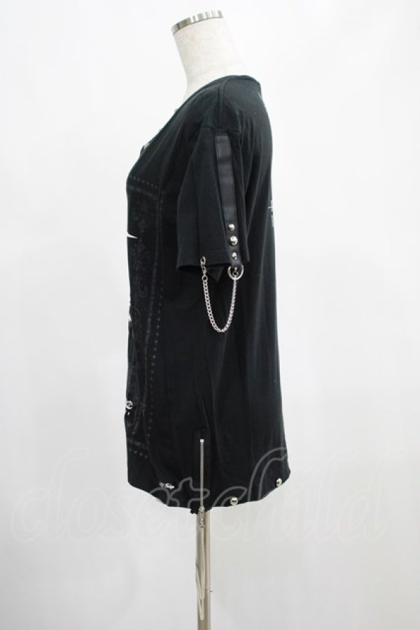 画像2: SEX POT ReVeNGe / チェーンチャーム付VネックTシャツ  黒 H-25-03-02-007-SP-TO-KB-ZT389 (2)