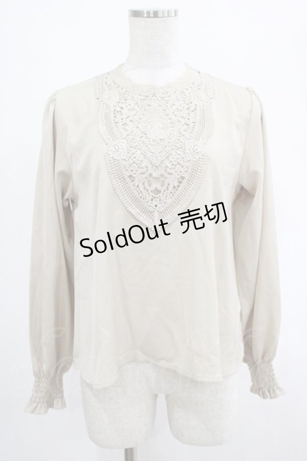 画像1: an another angelus / ステンドグラス風レースヨークブラウス Free BEIGE H-25-03-03-041-CA-BL-NS-ZH (1)