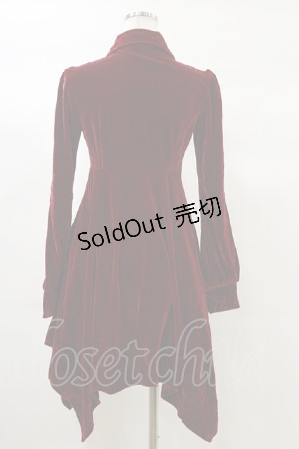 画像2: KILL STAR / Nymyra Velvet Cameo Dress S Blood red H-25-03-06-069-SL-OP-KB-ZH (2)