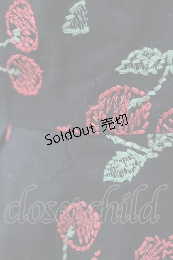 画像4: Jane Marple / チェリー刺繍ジャンパースカート M ブラック H-25-03-10-1006-JM-OP-KB-ZH (4)