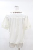 画像2: axes femme POETIQUE / ストロベリー刺繍ブラウス M アイボリー H-25-03-11-1053-AX-BL-NS-ZH (2)