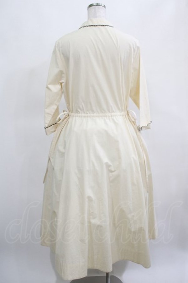 画像3: Jane Marple Dans Le Salon / Clover embroidery dress  バニラ H-25-03-15-015-JM-OP-KB-ZH (3)