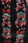 画像4: Angelic Pretty / Strawberry Dollジャンパースカート Free ブラック H-25-03-16-1005-AP-OP-NS-ZH (4)