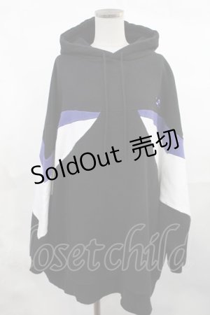 画像: Candy Stripper / BRAVE DINOSAUR BICOLOR SWITCHED HOODIE  ブラック H-25-03-17-025-PU-TO-KB-ZH
