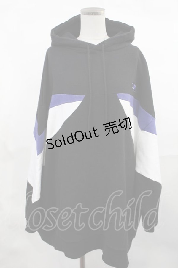画像1: Candy Stripper / BRAVE DINOSAUR BICOLOR SWITCHED HOODIE  ブラック H-25-03-17-025-PU-TO-KB-ZH (1)