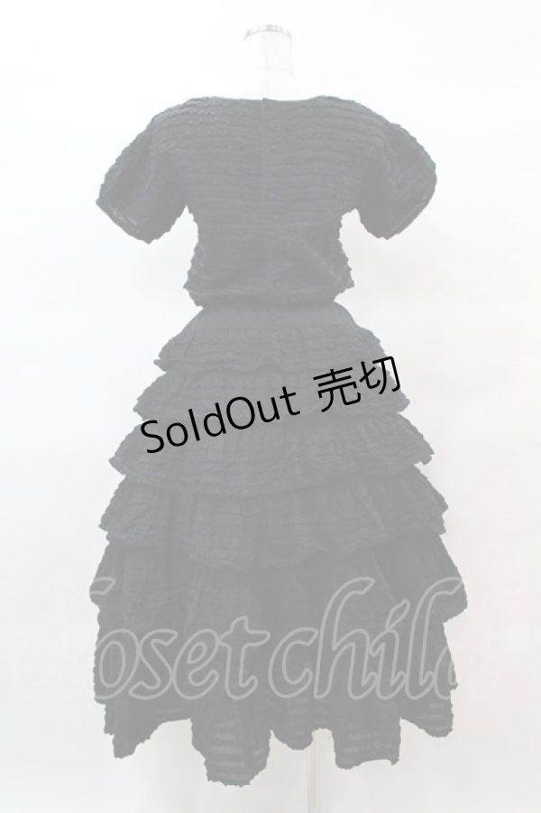 画像2: WONDERFUL WORLD / フリル使いローンワンピース free ブラック H-25-03-19-1011-LO-OP-NS-ZH (2)