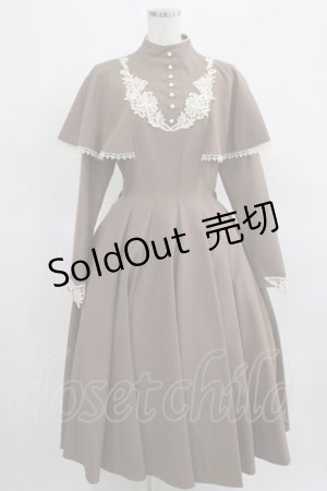 画像: Innocent World / 聖なる薔薇のケープワンピース L モカ×生成/Mocha×Beige H-25-03-20-005-IW-OP-NS-ZH
