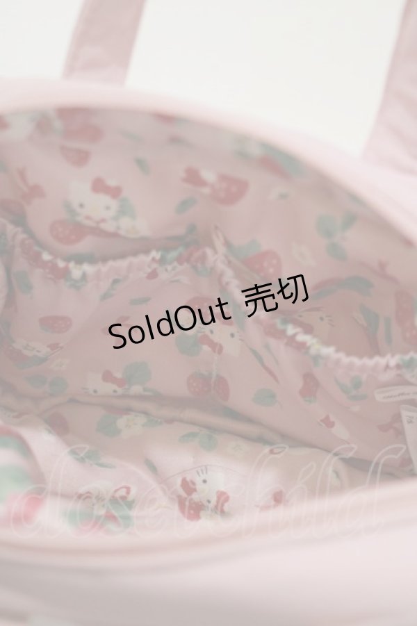 画像3: Maison de FLEUR / Hello Kitty/スクエアポーチ  ピンク H-25-03-22-053-LO-ZA-NS-ZH (3)