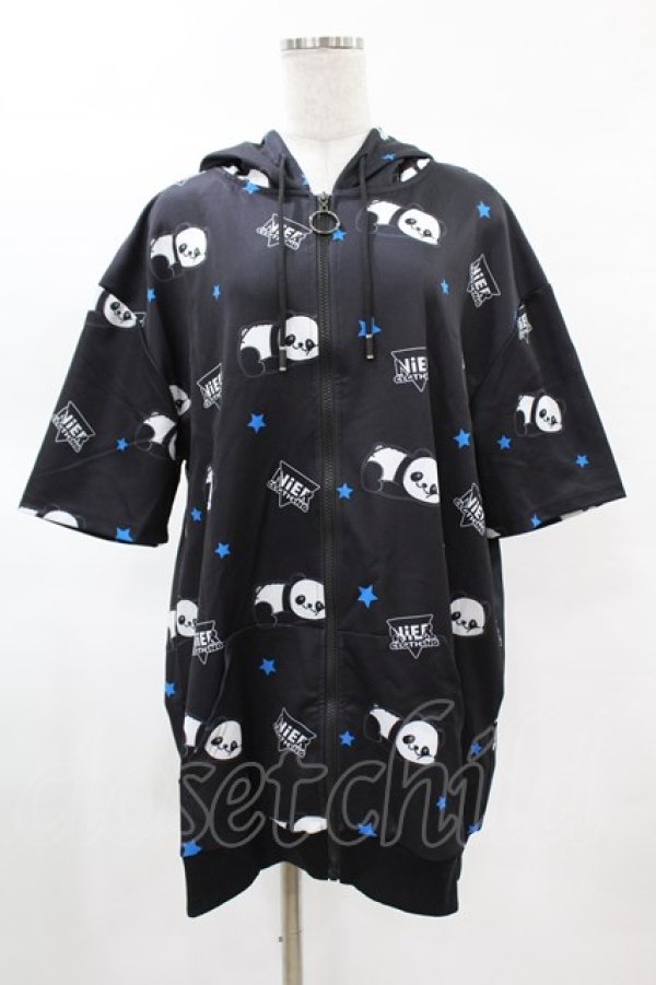 画像1: NieR Clothing / 総柄ZIP半袖パーカー F 黒 H-25-03-23-1053-PU-TO-KB-ZH (1)