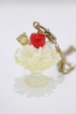 画像1: Q-pot. / Cherry Sundae Necklace   H-25-03-24-047-QP-AC-KB-ZH (1)
