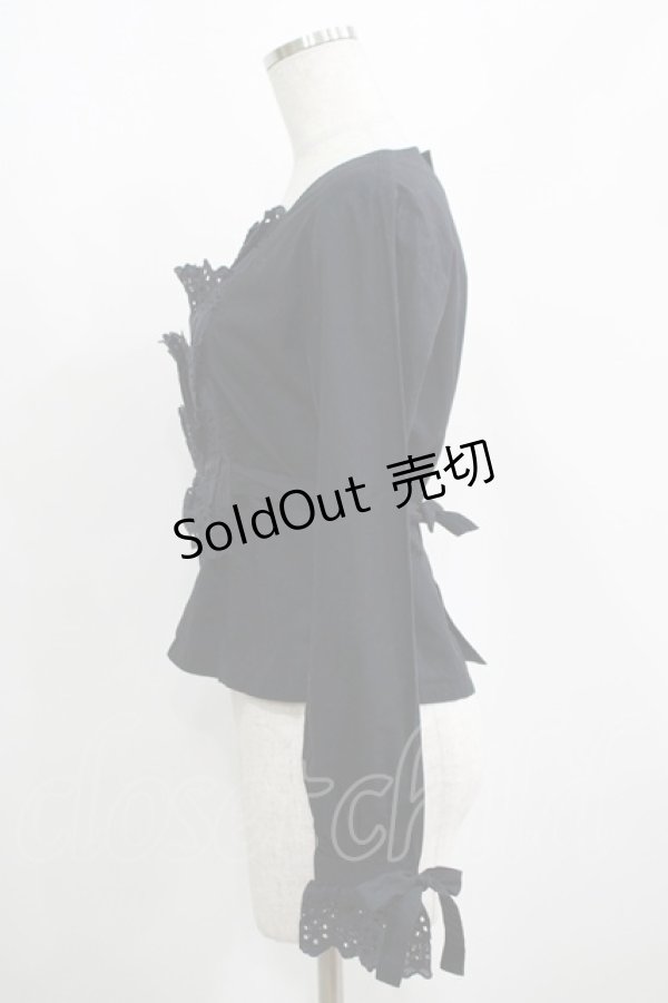 画像2: Jane Marple / フラワーレースバックボタンブラウス  黒 H-25-03-30-1028-JM-BL-KB-ZH (2)