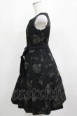 画像2: Jane Marple / 王冠ケーキ刺繍ジャンパースカート  黒 H-25-03-30-1002-JM-OP-KB-ZH (2)