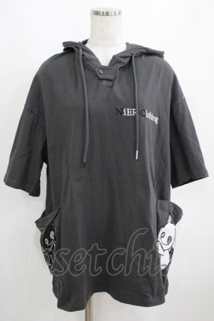 画像: NieR Clothing / ポケット刺繍プルパーカー  グレー H-25-03-31-044-PU-TO-KB-ZH