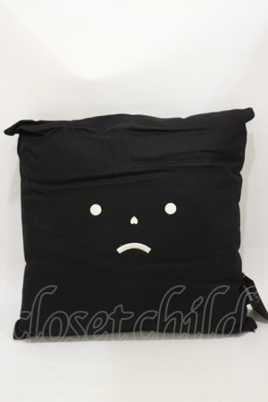 画像: MORPH8NE / SLEEPY PILLOWクッション  ブラック H-25-04-03-006-PU-ZA-KB-ZH