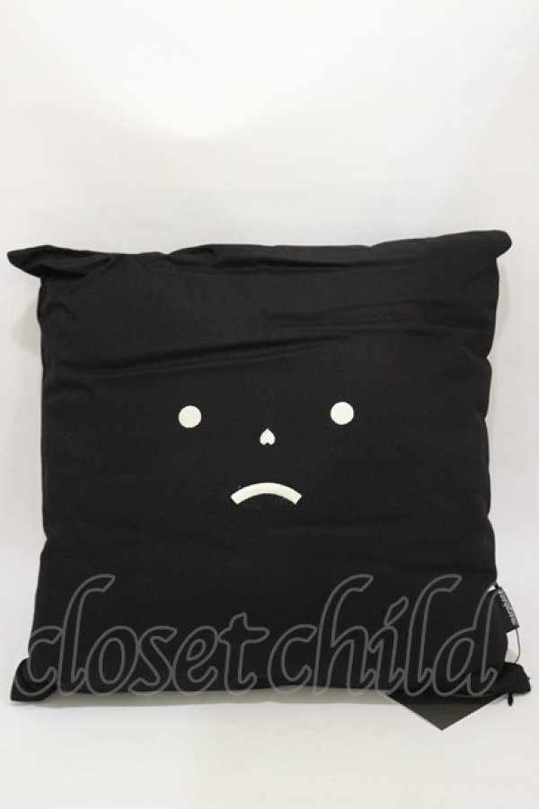 画像1: MORPH8NE / SLEEPY PILLOWクッション  ブラック H-25-04-03-003-PU-ZA-KB-ZH (1)