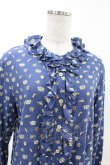 画像4: Jane Marple / Tumbling Diceのフリルカラーブラウス  ブルー H-25-04-07-009-JM-BL-KB-ZH (4)