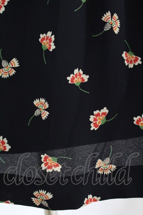 画像4: Jane Marple Dans Le Salon / Floating flowers dirndl skirt  ネイビー H-25-04-07-011-JM-SK-KB-ZH (4)