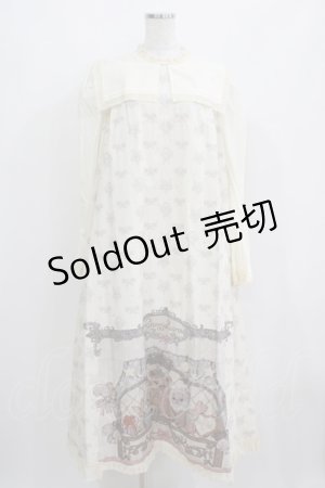 画像: Bonnie Moora（海外ロリータブランド） / ぬいぐるみプリントワンピース Free アイボリー H-25-04-08-1035-GO-OP-NS-ZH
