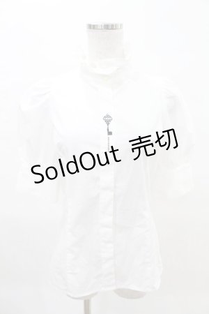 画像: MIHO MATSUDA / Keyプリントフリルスタンドカラーブラウス M 白×黒プリント H-25-04-10-021-GO-BL-KB-ZH