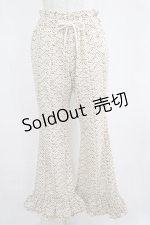 画像: Candy Stripper / FLORAL GIRLY FRILL HEM FLARE PANTS  アイボリー H-25-04-12-043-PU-PA-KB-ZH