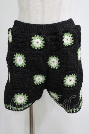 画像: Candy Stripper / FLOWER CROCHET KINT SHORT PANTS  ブラック×グリーン H-25-04-12-052-PU-PA-KB-ZH