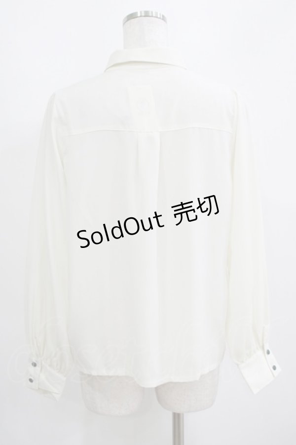 画像3: axes femme POETIQUE / ネクタイ付トランプ刺繍ブラウス M ベージュ/グリーン H-25-04-13-1035-AX-BL-NS-ZH (3)