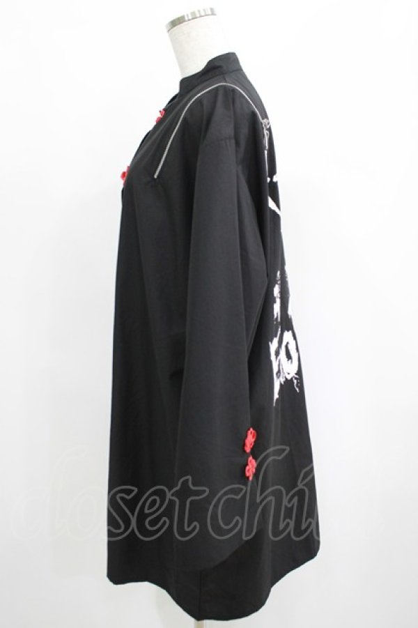 画像2: REFLEM / ショルダーZIPチャイナシャツ  黒×赤 H-25-04-19-036-PU-BL-KB-ZH (2)
