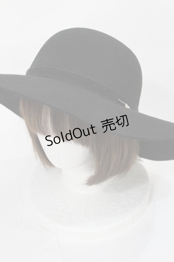 画像1: axes femme / 蝶チャーム付キャペリンハット  ブラック H-25-04-19-1001-AX-AC-NS-ZH (1)