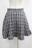 画像3: NieR Clothing / チェックフリルスカート  グレー H-25-04-19-021-PU-SK-KB-ZH (3)