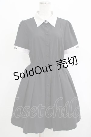 画像: NieR Clothing / ロゴ刺繍シャツワンピース  黒×グレー H-25-04-19-023-PU-OP-KB-ZH