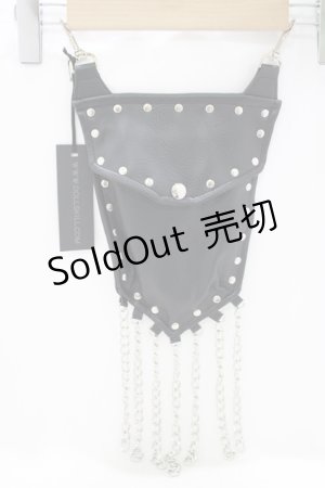 画像: DOLLS KILL / チェーン付きショルダーポーチ  黒 H-25-04-21-1068-PU-ZA-KB-ZH