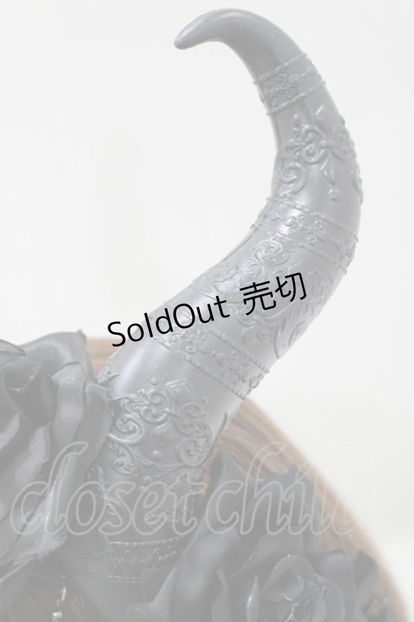 画像3: Restyle / Evil Queen Horns Headband one size 黒 H-25-04-21-1072-GO-AC-KB-ZH (3)