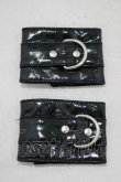画像4: DOLLS KILL / カフス付きホルターベアトップ XS 黒 H-25-04-21-1022-PU-TO-KB-ZH (4)
