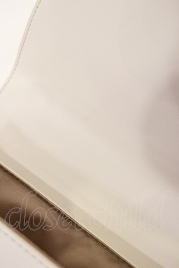 画像2: axes femme POETIQUE / パールハンドルバッグ  オフ H-25-04-22-1039-AX-BG-NS-ZH (2)
