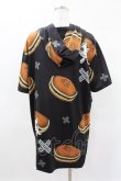 画像2: NieR Clothing / 総柄半袖プルパーカー  黒 H-25-04-22-025-PU-TO-KB-ZH (2)
