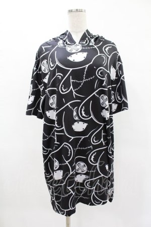 画像: NieR Clothing / 総柄半袖プルパーカー  黒×白 H-25-04-22-028-PU-TO-KB-ZH