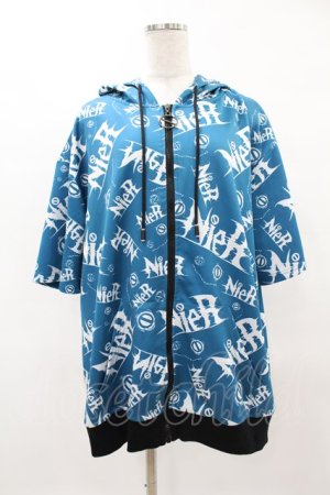 画像: NieR Clothing / 総柄ZIP半袖パーカー  青 H-25-04-22-032-PU-TO-KB-ZH