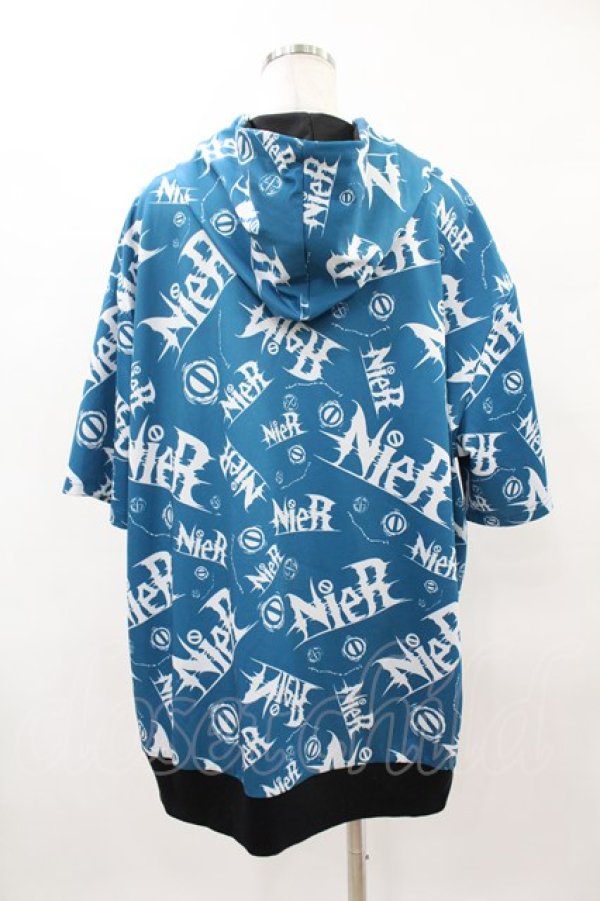 画像2: NieR Clothing / 総柄ZIP半袖パーカー  青 H-25-04-22-032-PU-TO-KB-ZH (2)