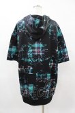 画像2: NieR Clothing / 総柄ZIP半袖パーカー  黒 H-25-04-22-038-PU-TO-KB-ZH (2)