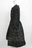 画像2: Jane Marple / Memory shadow check shirring dress  ブラック H-25-04-24-059-JM-OP-KB-ZT010 (2)