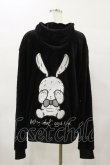 画像2: NieR Clothing / ふわもこプルパーカー  黒 H-25-04-25-045-PU-TO-KB-ZT147 (2)