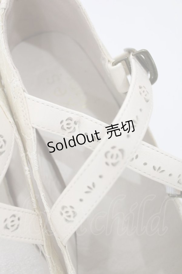 画像4: axes femme / クロスストラップレースパンプス M アイボリー H-25-04-25-1040-AX-SH-NS-ZH (4)
