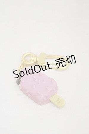 画像: Q-pot. / アイスバー キーホルダー（ストロベリーチョコレート）  ピンク H-25-04-26-003-QP-ZA-NS-ZH