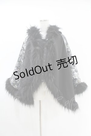 画像: Qutie Frash / ファー付きポンチョコート  黒×黒 H-25-05-04-011-QU-CO-KB-ZH