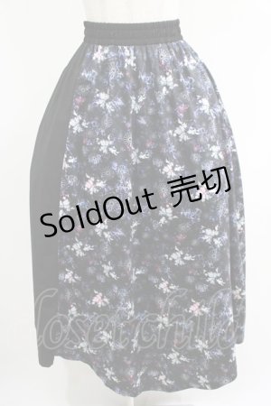 画像: NieR Clothing / サイド切替アシメスカート  黒×和柄九尾 H-25-05-08-1005-PU-SK-KB-ZH