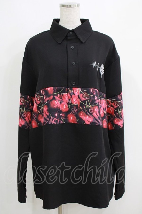 画像1: NieR Clothing / プリント切替ブラウス  黒×チェリープリント H-25-05-15-048-PU-BL-KB-ZH (1)