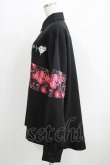 画像2: NieR Clothing / プリント切替ブラウス  黒×チェリープリント H-25-05-15-048-PU-BL-KB-ZH (2)