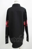 画像3: NieR Clothing / プリント切替ブラウス  黒×チェリープリント H-25-05-15-048-PU-BL-KB-ZH (3)