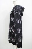 画像2: NieR Clothing / プリントプルパーカー  黒 H-25-05-15-060-PU-TO-KB-ZH (2)